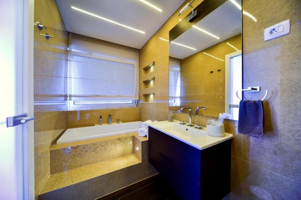 Aurora & Tramonto Hotel Zadar Exterior photo